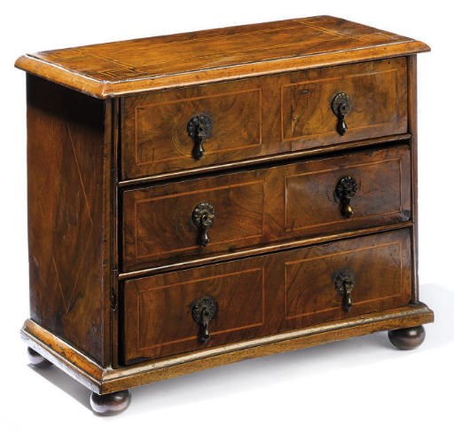 A MINIATURE QUEEN ANNE WALNUT INLAID CHEST