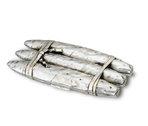 A SILVER CIGAR CASE