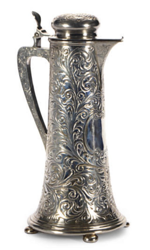 AN AMERICAN SILVER TALL FLAGON WITH HINGED COVER,