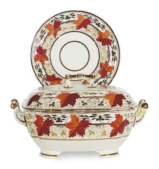 AN ENGLISH PORCELAIN PART DINNER SERVICE,