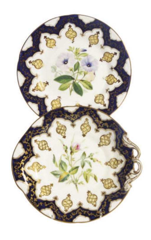 AN ENGLISH PORCELAIN PART DESSERT SERVICE,