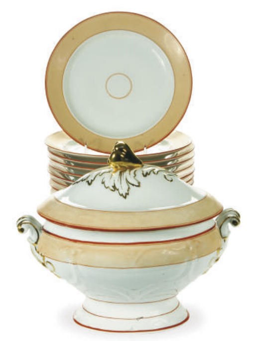 AN EXTENSIVE FRENCH PORCELAIN PEACH-GROUND PART DINNER SERVICE,