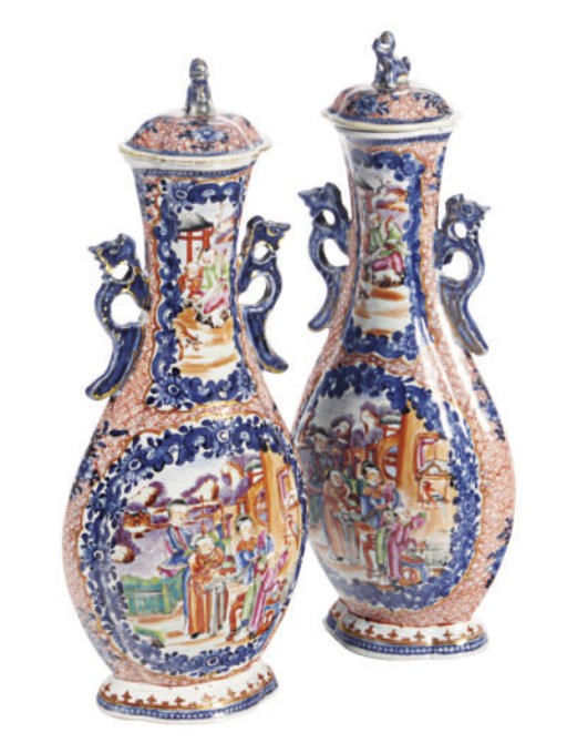 A PAIR OF CHINESE EXPORT PORCELAIN CLOBBERED MANDARIN PALETTE FLATTENED PEAR-SHAPED VASES AND COVERS,