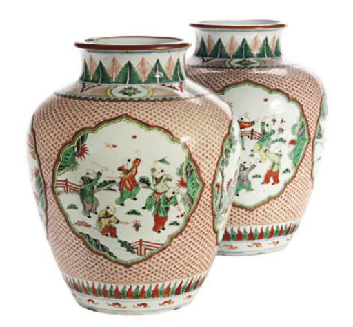 A PAIR OF CHINESE PORCELAIN FAMILLE VERTE BALUSTER VASES,
