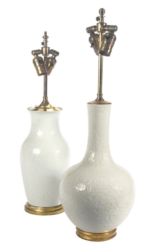 A CHINESE PORCELAIN BOTTLE VASE AND A BALUSTER VASE MOUNTED AS LAMPS,