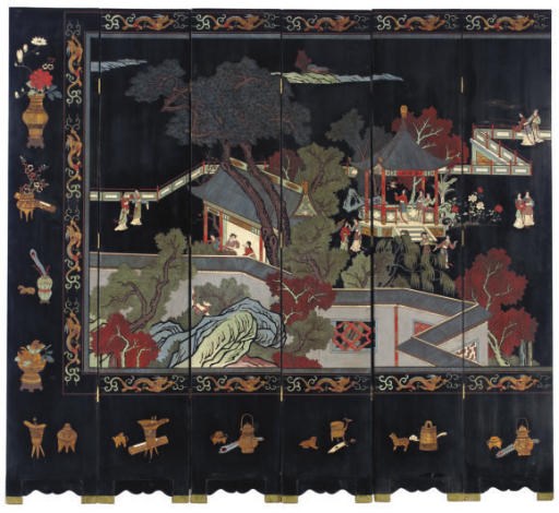 A CHINESE LACQUERED WOOD TWELVE PANEL SCREEN,
