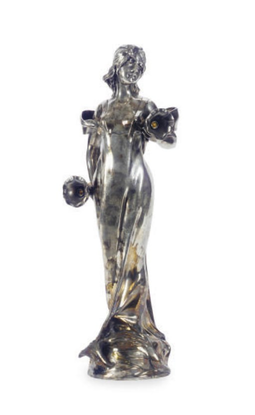 AN ART NOUVEAU SILVERED ZINC FIGURAL TABLE LAMP, 'TENDRESSE',