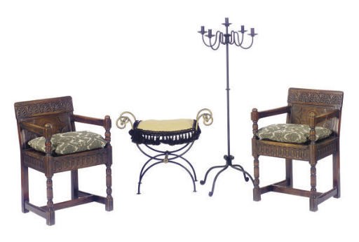 A PAIR OF AMERICAN WALNUT ARMCHAIRS,
