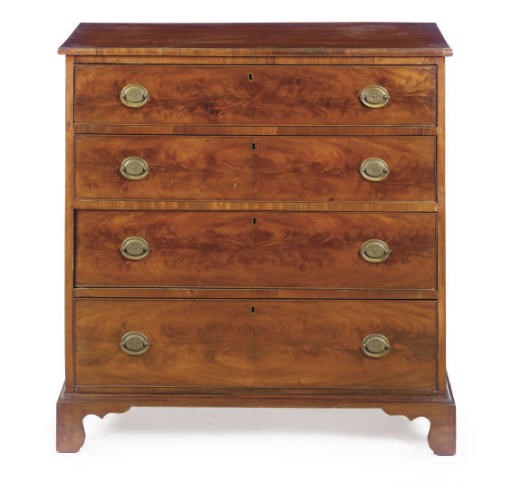 AN AMERICAN MAHOGANY CHEST OF DRAWERS,