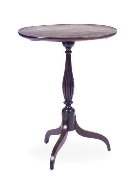 AN AMERICAN FEDERAL MAHOGANY CANDLESTAND,