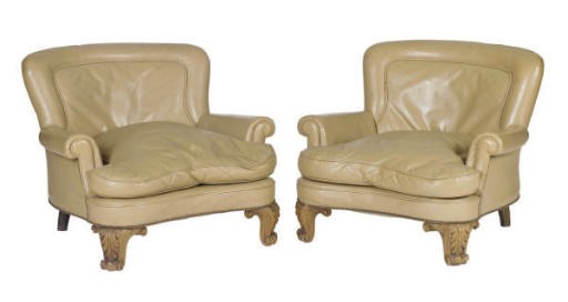 A PAIR OF CONTEMPORARY LEATHER-UPHOLSTERED CLUB CHAIRS,