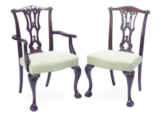 A SET OF EIGHT ENGLISH MAHOGANY DINING CHAIRS,