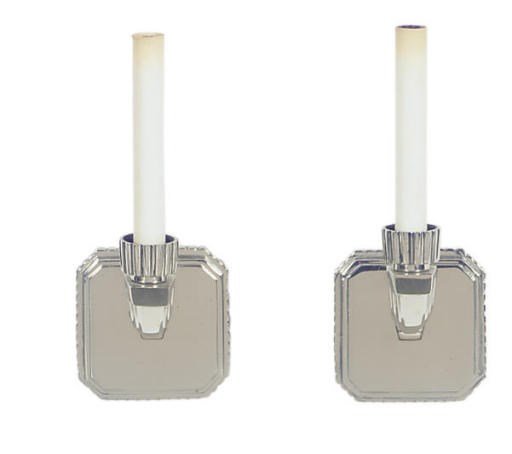 A PAIR OF SILVERED METAL SINGLE WALL-LIGHTS,