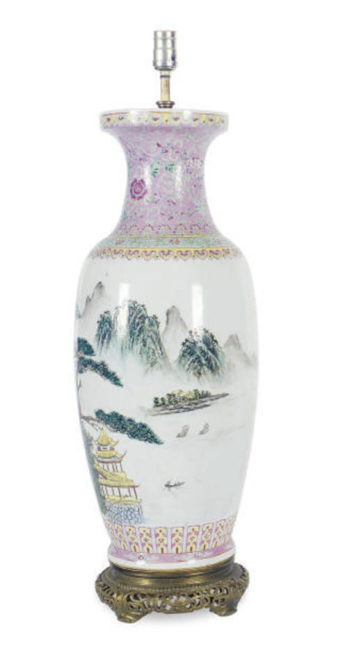A CHINESE PORCELAIN VASE MOUNTED AS A LAMP,