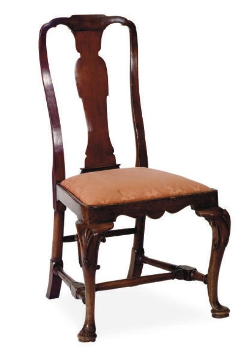 A SET OF SIX QUEEN ANNE WALNUT SIDE CHAIRS,