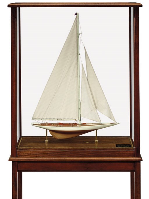 A rigged model of the 1934 America's Cup Defender Rainbow