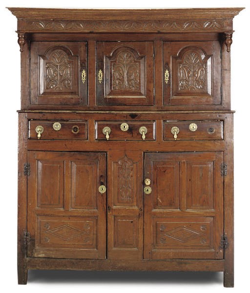 A WELSH OAK COURT DEUDDARN