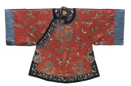 A RED MANCHU STYLE INFORMAL ROBE
