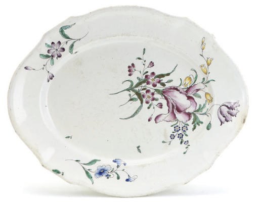 A STRASBOURG (JOSEPH HANNONG) SILVER-SHAPED DISH