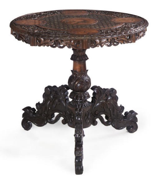 A COLONIAL HARDWOOD OCCASIONAL TABLE