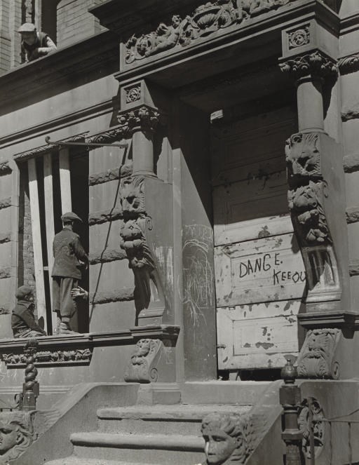 AARON SISKIND (1903-1991)