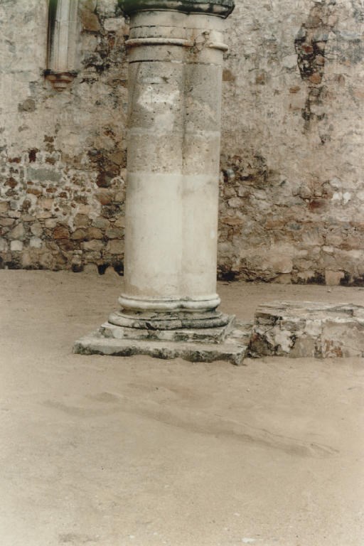 ANA MENDIETA (1948-1985)