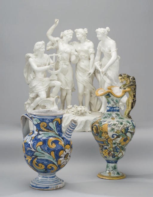 GROUPE MYTHOLOGIQUE EN FAIENCE FINE BLANCHE ITALIENNE DU XIXEME SIECLE