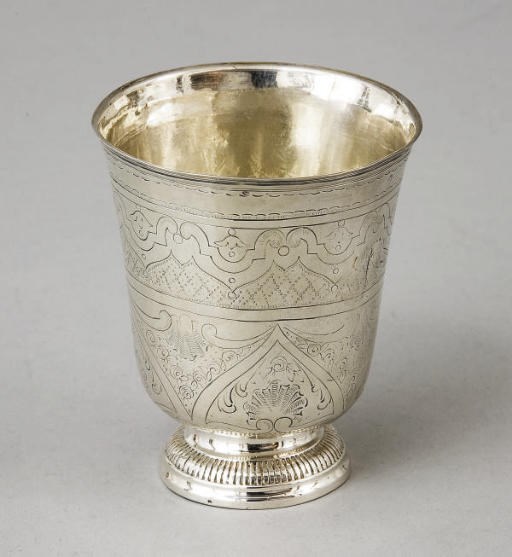 TIMBALE TULIPE EN ARGENT