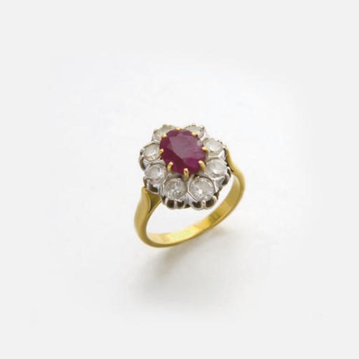BAGUE RUBIS ET DIAMANTS