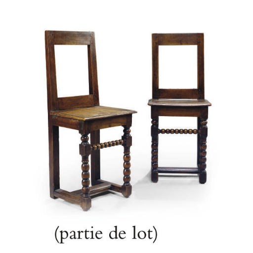 PAIRE DE CHAISES D'EPOQUE LOUIS XIII