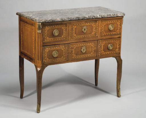 COMMODE D'EPOQUE TRANSITION
