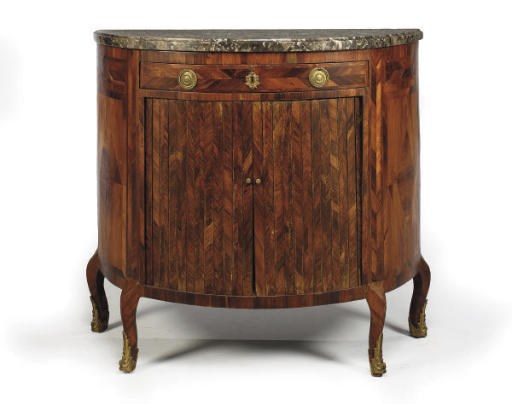 COMMODE DEMI-LUNE D'EPOQUE LOUIS XVI