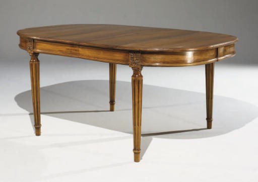 TABLE DE SALLE A MANGER DE STYLE LOUIS XVI