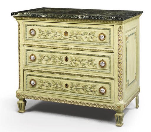 COMMODE DE STYLE LOUIS XVI