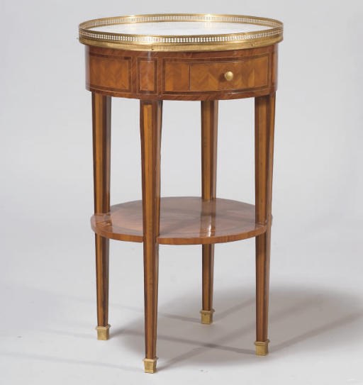 GUERIDON DE STYLE LOUIS XVI