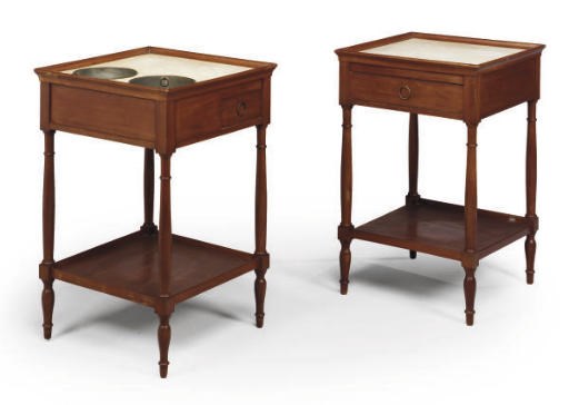 PAIRE DE TABLES RAFRAICHISSOIR DU XIXEME SIECLE