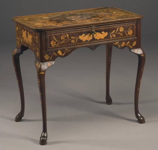PETITE TABLE HOLLANDAISE DU XIXEME SIECLE