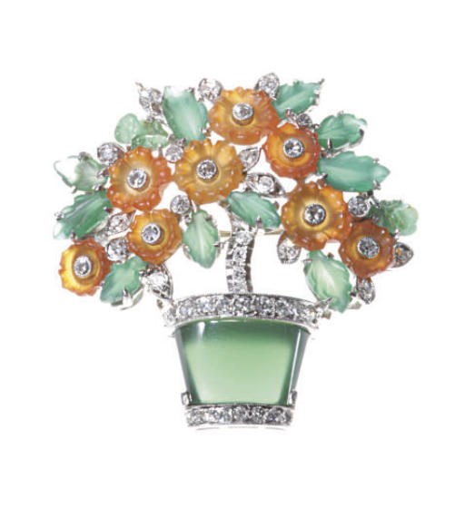 A MULTI-GEM, DIAMOND AND PLATINUM FLOWER BROOCH