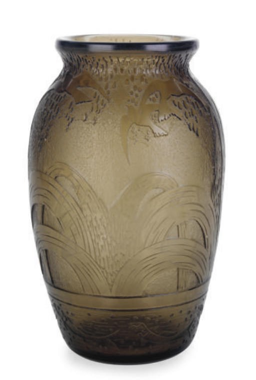A FRENCH ACID-ETCHED GLASS VASE,