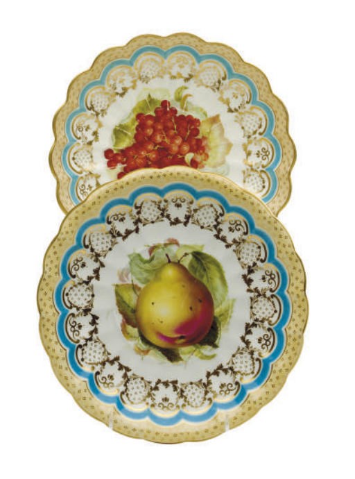 AN ENGLISH PORCELAIN APRICOT-GROUND PART FRUIT SERVICE,