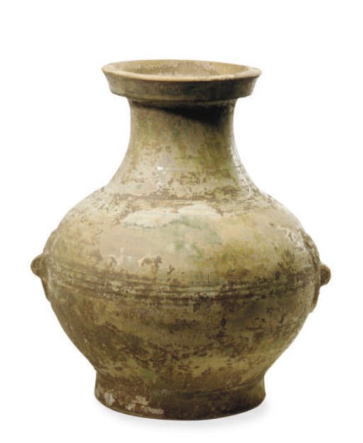 A CHINESE GREEN GLAZED VASE,