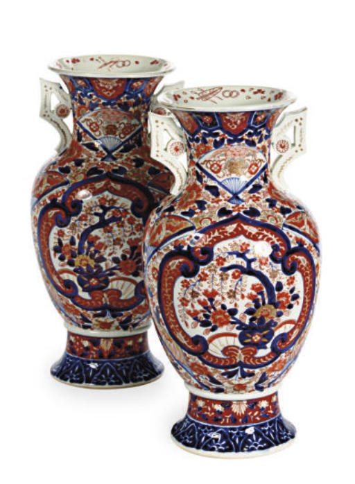 A PAIR OF JAPANESE IMARI PORCELAIN TWO-HANDLED VASES,
