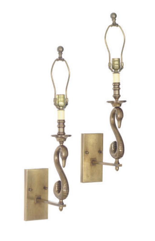 A PAIR OF GILT-METAL SWAN-NECK WALL LIGHTS,