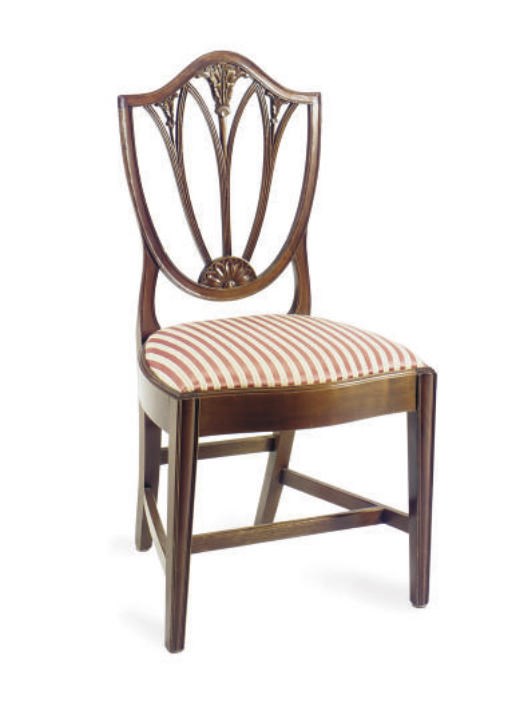 AN AMERICAN MAHOGANY SHIELD-BACK SIDE CHAIR,