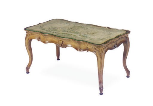A FRENCH PROVINCIAL WALNUT COFFEE TABLE,
