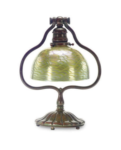 AN AMERICAN PATINATED BRONZE AND 'FAVRILE' GLASS TABLE LAMP,
