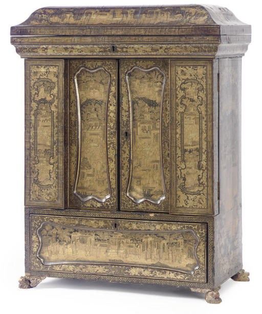 A CHINESE BLACK AND GILT-LACQUERED TABLE CABINET,