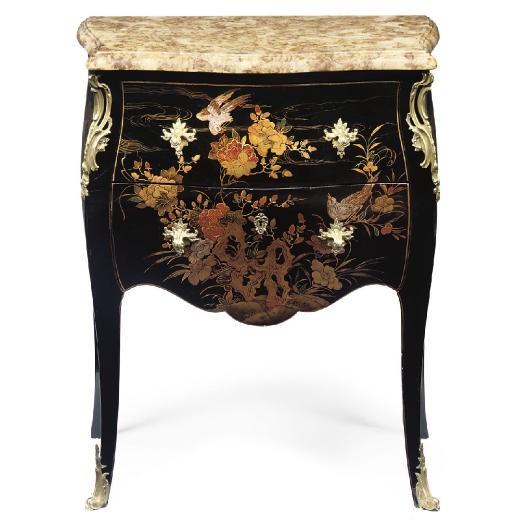 A FRENCH ORMOLU-MOUNTED BLACK AND GILT LACQUER PETIT BOMBÉ COMMODE