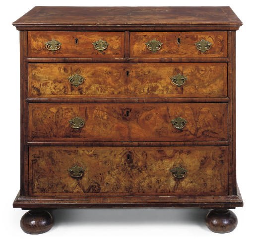 A WILLIAM AND MARY WALNUT CHEST