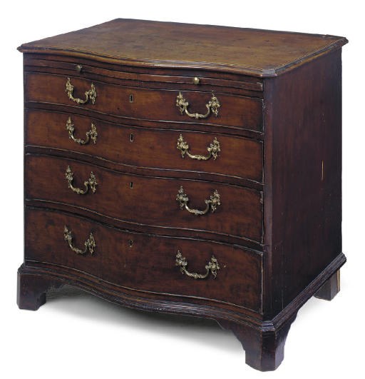 A GEORGE III MAHOGANY SERPENTINE CHEST